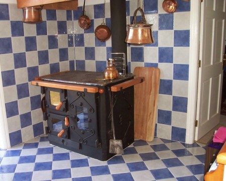 COCINA-CALDERA (Calefacción central, Agua caliente,Sistema combustión lenta.)